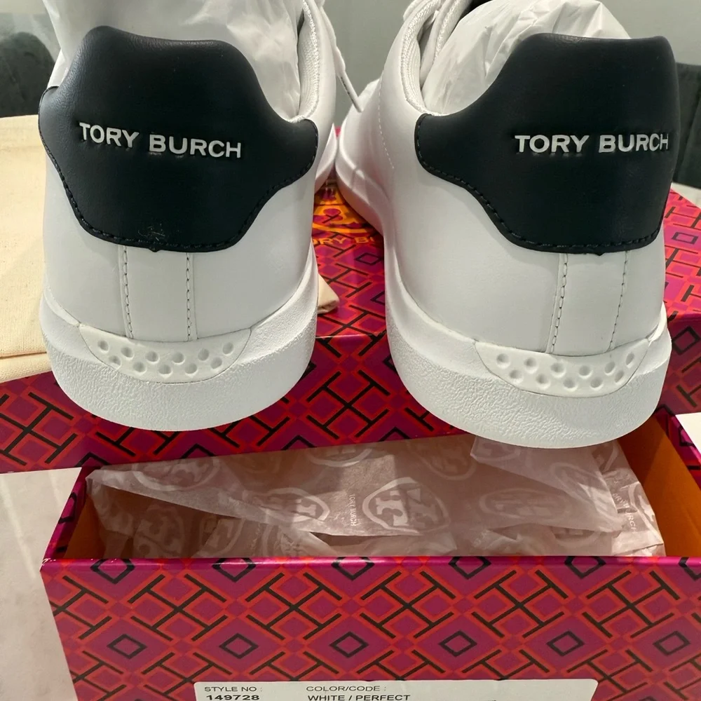 NWT .. Tory Burch Women's Double T Howell Court Sneakers